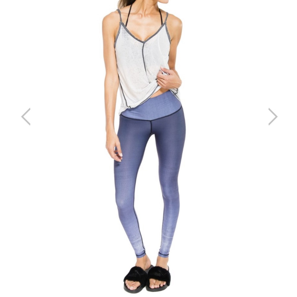 Niyama Sol dip dye leggings in Midnight XS